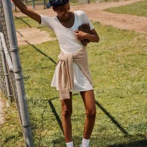 TUCKERNUCK NEW White Step In Rosemary Sport Dress Tnuck Sport MEDIUM